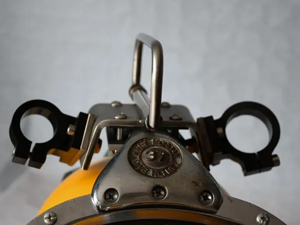 CLB7001 DIVERS HELMET CAMERA & LIGHT BRACKET